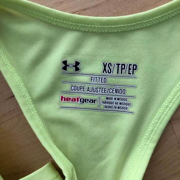 Under Armour racerback running singlet XS - Picture 2 of 5